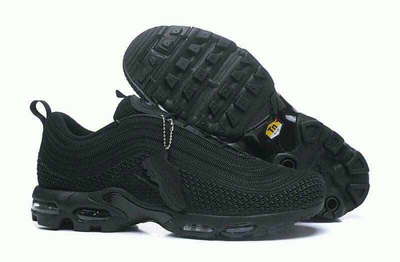 nike tn plus ultra black